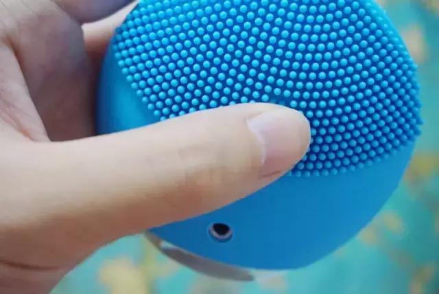 洗脸神器luna洗橘子,luna洁面仪值得买吗