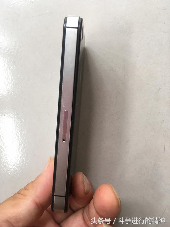 iphone4s在2020年值不值得入手,珍藏10年的iphone4s