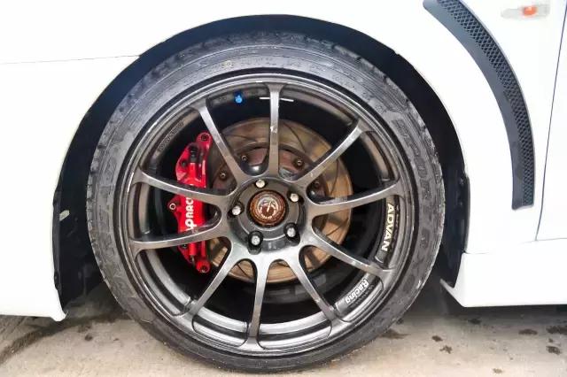 evo和翼神到底有什么区别,evo和翼神价格的区别