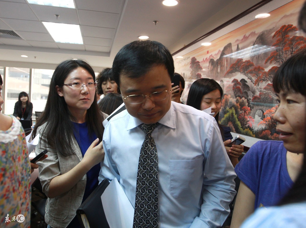 王亚伟最新建仓股票,王亚伟重仓股票一览表