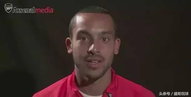 盘点足坛球星那些暖心瞬间,足坛球星经典回顾