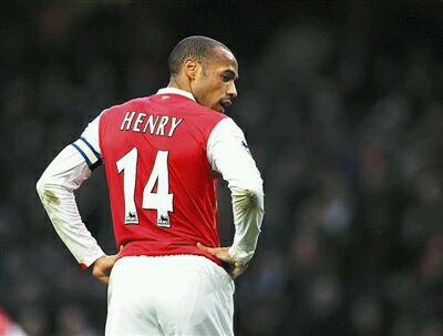 在每一个不眠的夜里,在每个孤独的深夜陪伴你