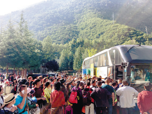 四川九寨沟地震波及沈铁两组列车停车3小时40分和4小时28分