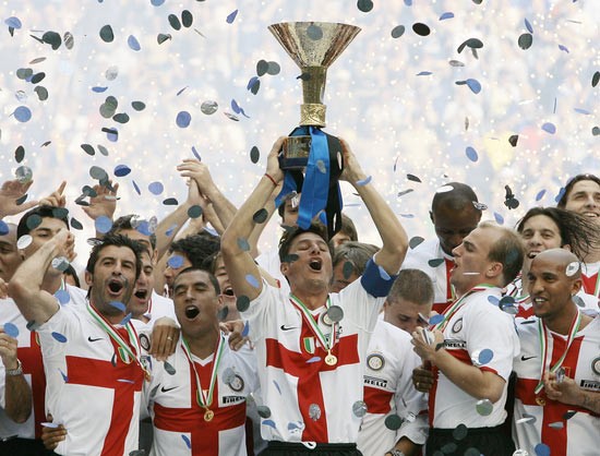 伊布11年,2011年伊布夺冠视频