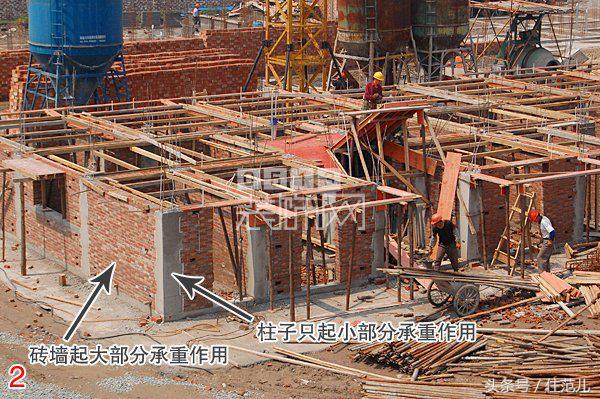 当地震发生时我们有哪些逃生方法,地震来了高层如何自救与逃生