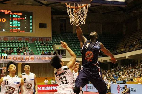 中国nbl篮球打架场面,nba中国篮球比赛打架事件