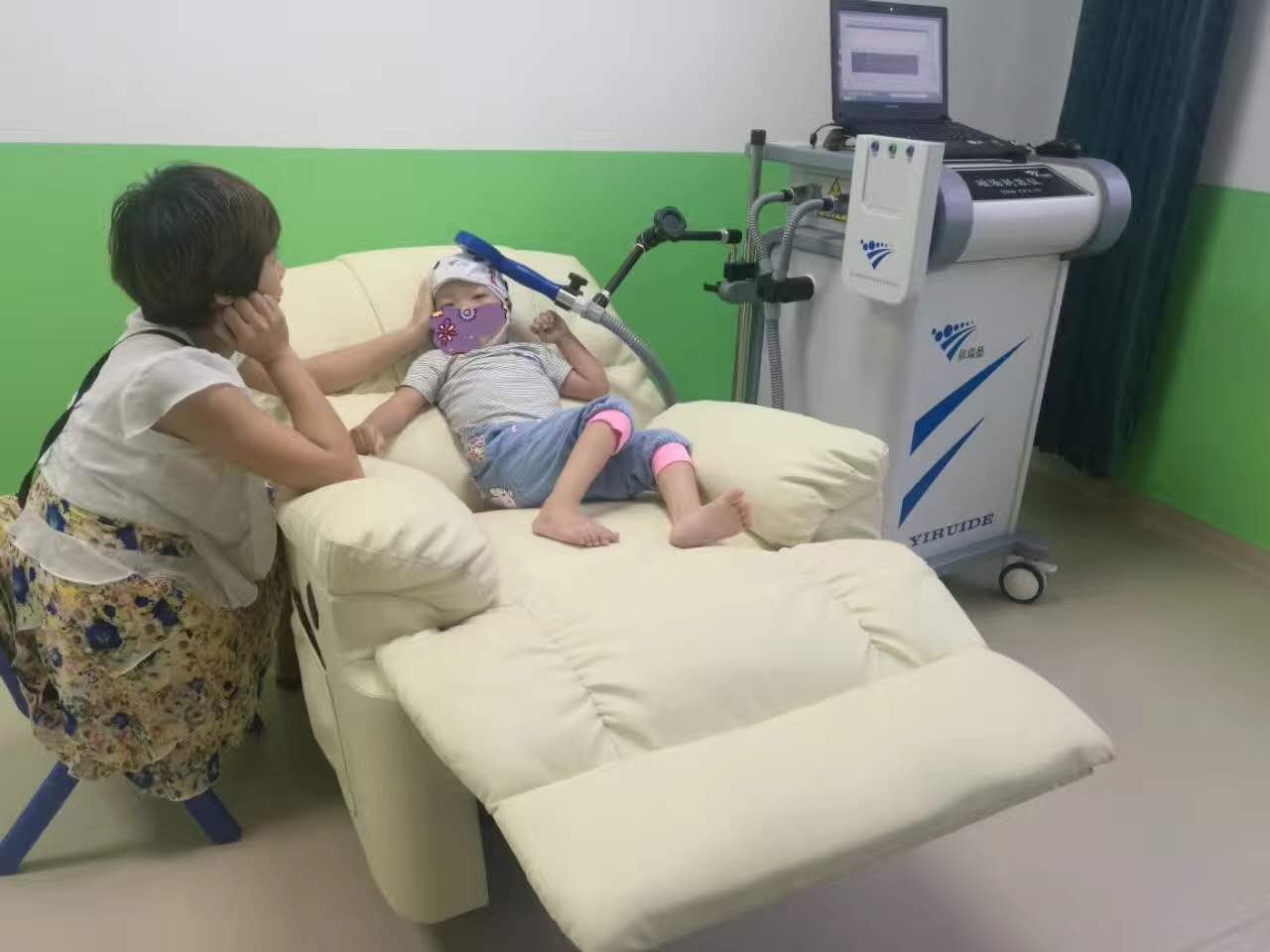 孩子抽动症不治疗能好吗,儿童经颅磁治疗仪抽动症