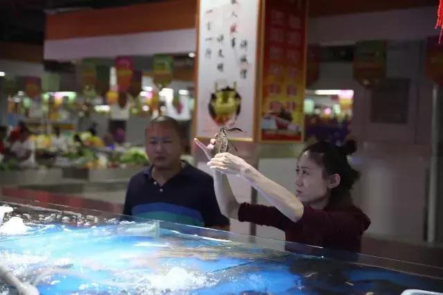 精品菜市场干净卫生环境整洁,石家庄南二环大型菜市场