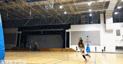 她是女版德鲁大叔，也是库里死忠！这个广东女孩打篮球很厉害