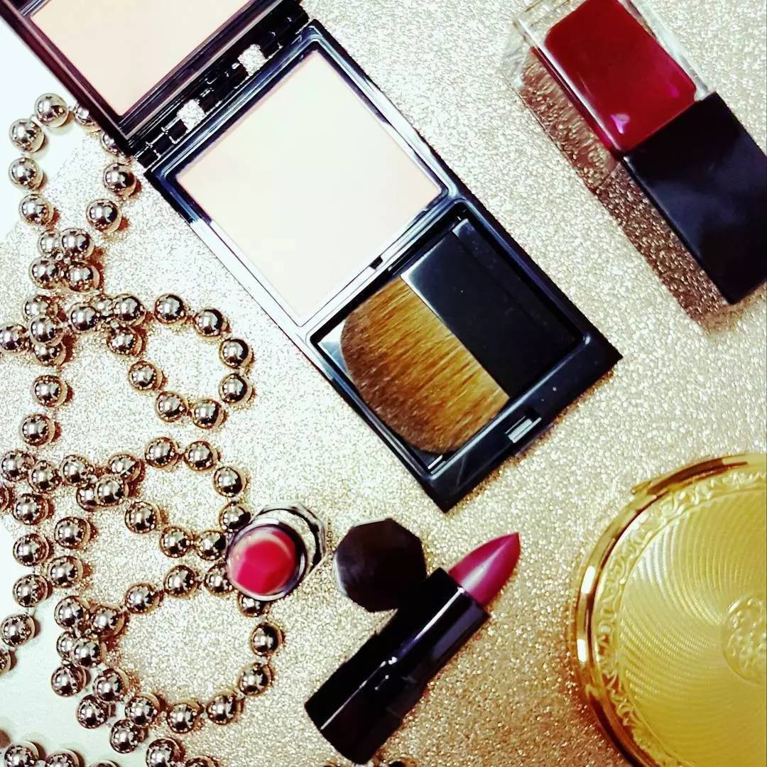 赵丽颖和杨幂白西装,别人家的男友