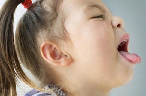 郝万山治疗小孩哮喘的方法,国医大师颜正华的养生视频