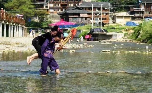 世界上有两个苦难的民族苗族,苗族是一个世界性民族