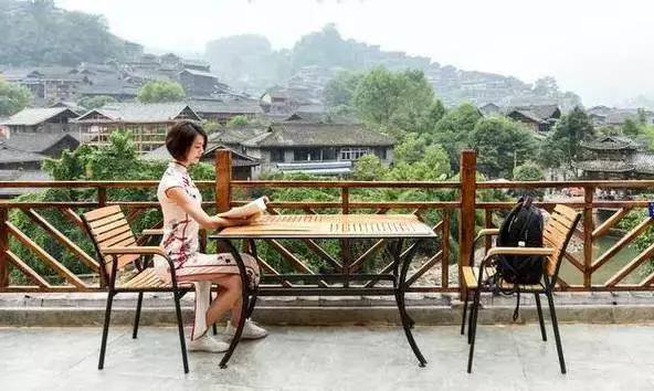 世界上有两个苦难的民族苗族,苗族是一个世界性民族