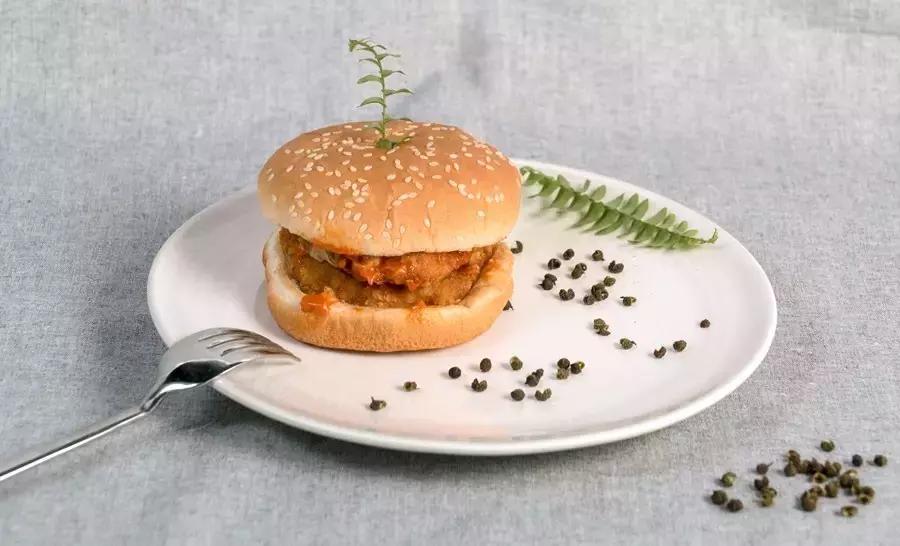 这两个网红,把我搞得又酸又麻