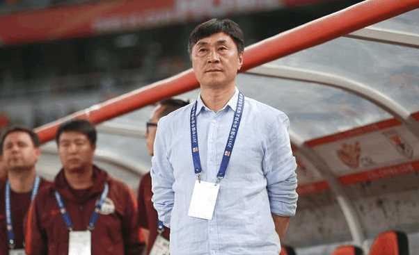 球迷评论中国足协引发的深度思考,足协为什么针对鲁能