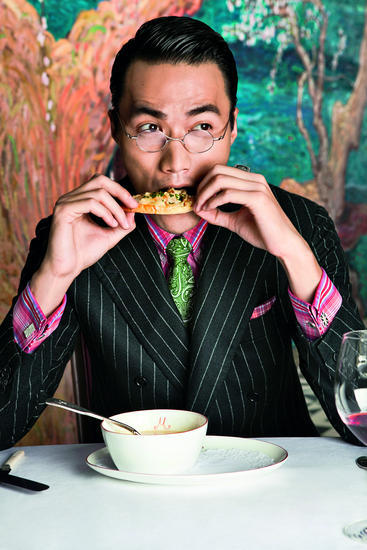 男士配饰搭配耳钉,男士领带配饰戴法