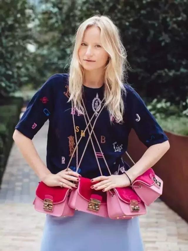 furla粉色,furla什么包好看