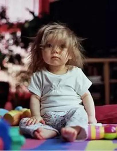 孩子无理由哭闹怎么办,孩子任性不听大人话该怎么办