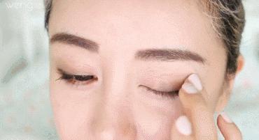 从朋克妆到野生眉，舒淇《侠盗》换“四张脸”！