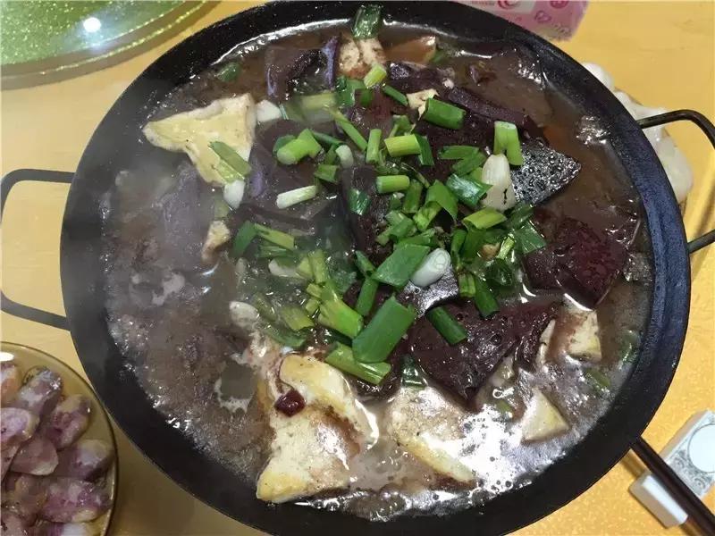 安徽金寨农村土灶厨房,金寨农家小院土灶