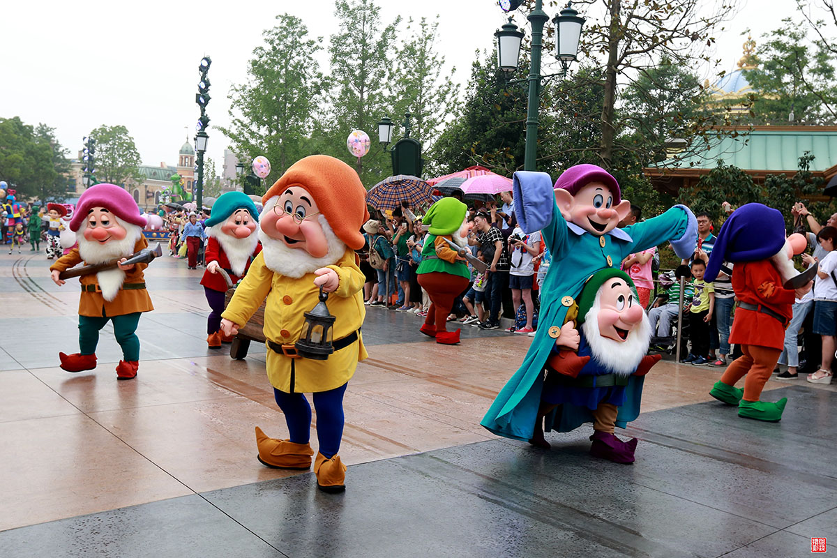 上海迪士尼游玩攻略超详细,最新上海迪士尼游玩攻略视频