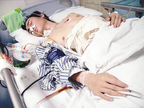 国足跟日本队打架,国足打架冲突合集