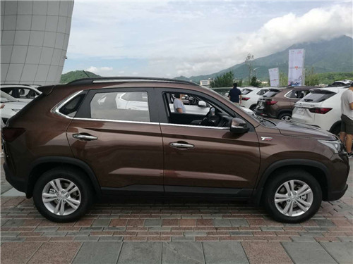 幻速s5试驾,幻速s5cvt跑120转速多少