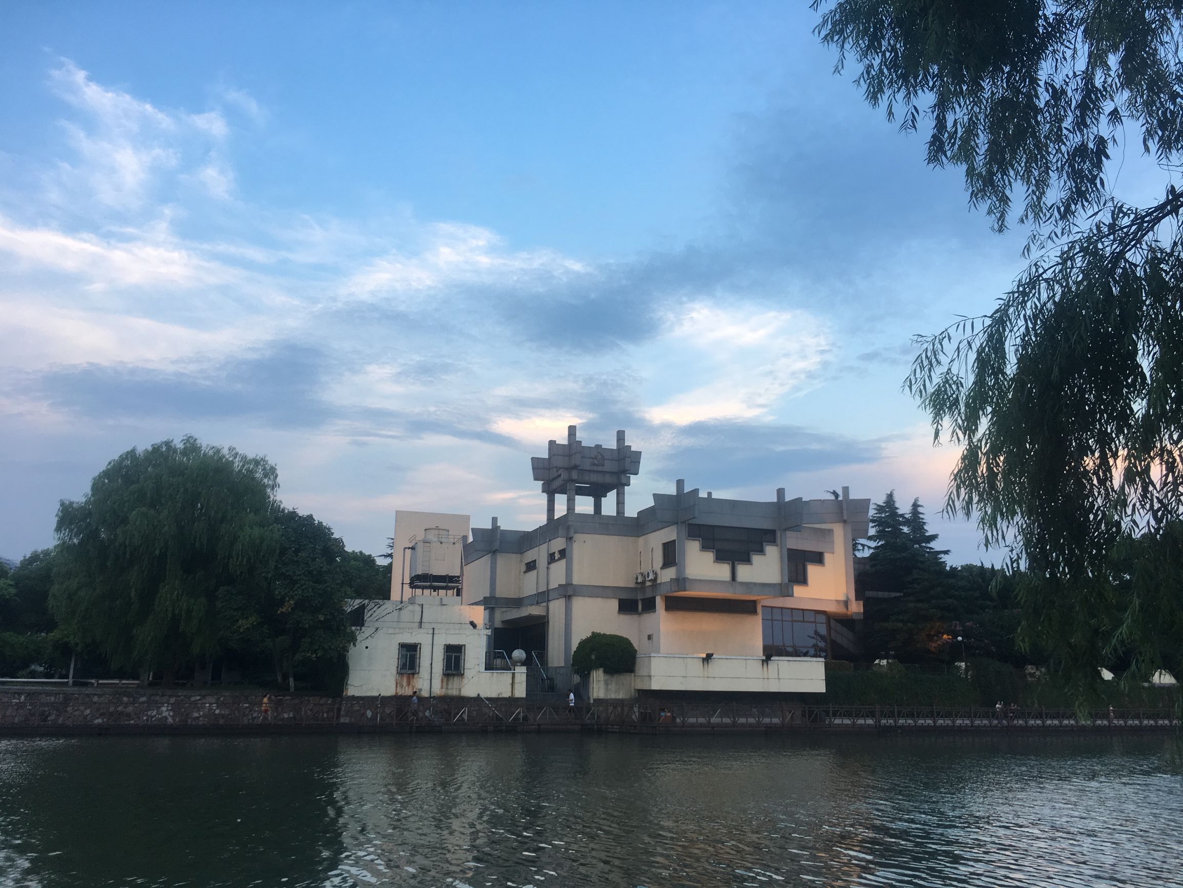 旅行第132天，重新理解旅游和旅行的区别，发现自己很可笑