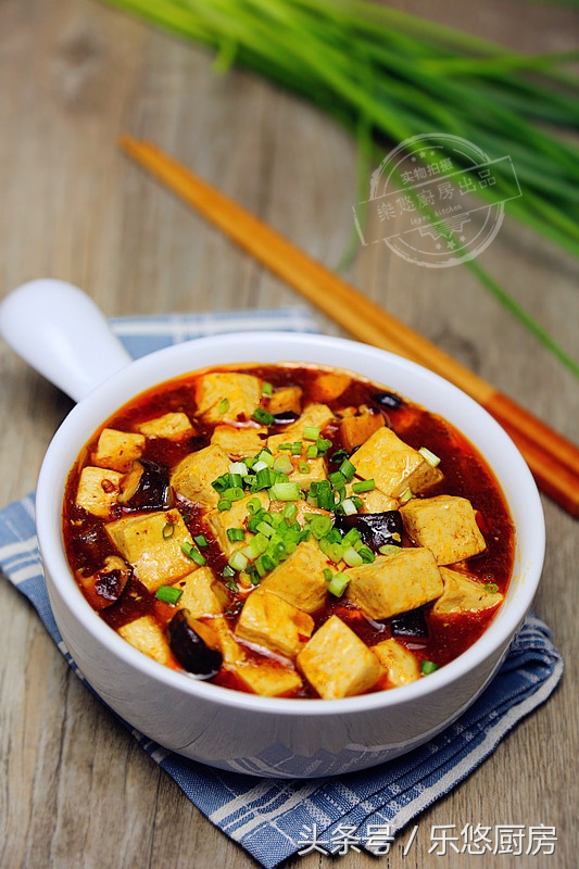豆腐鸡蛋下饭的做法,用豆腐和鸡蛋做超下饭的传统美食