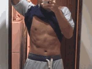 龙旗腹肌,老外练腹肌8分钟视频