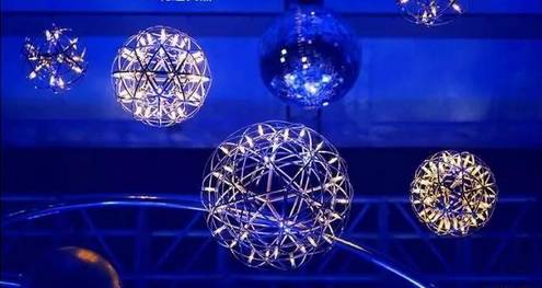 星空婚礼布置效果图,星空婚礼现场布置需要多长时间