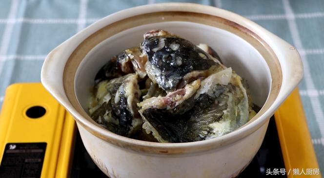 张亮砂锅鱼头煲,张亮中餐厅鱼汤的做法