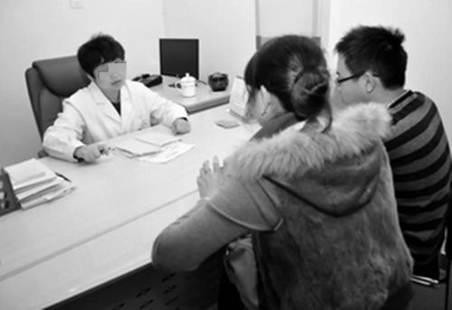 孕妇怀孕三个月因为难产死亡了,孕妇怀孕三个月肚子怎么不大