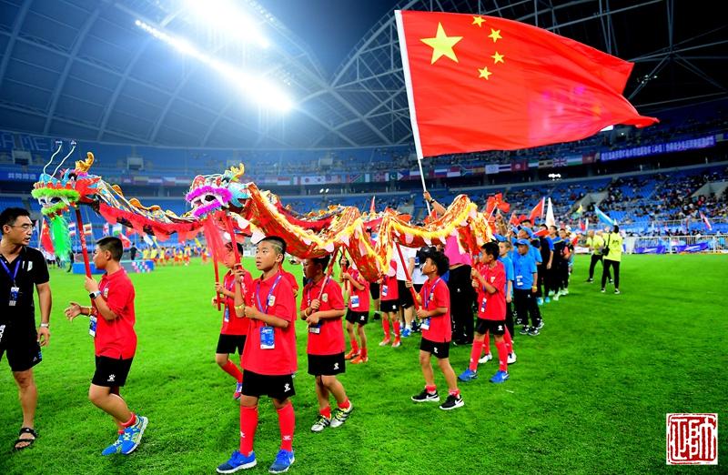 骄傲了！沈报“小茉莉”绽放哥德杯开幕式