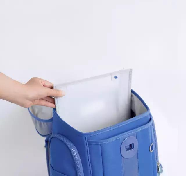 小米科技小书包,小米米兔书包几代比较好