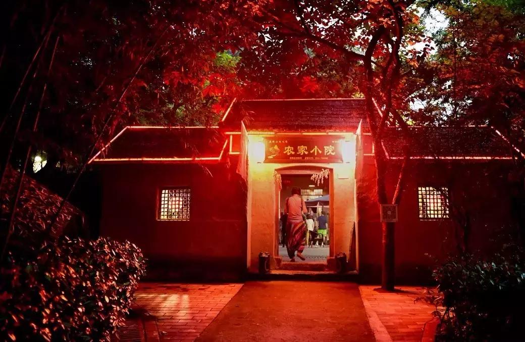 安徽金寨农村土灶厨房,金寨农家小院土灶