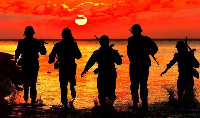 军旅并不是生命的全部,军营不过是平平淡淡