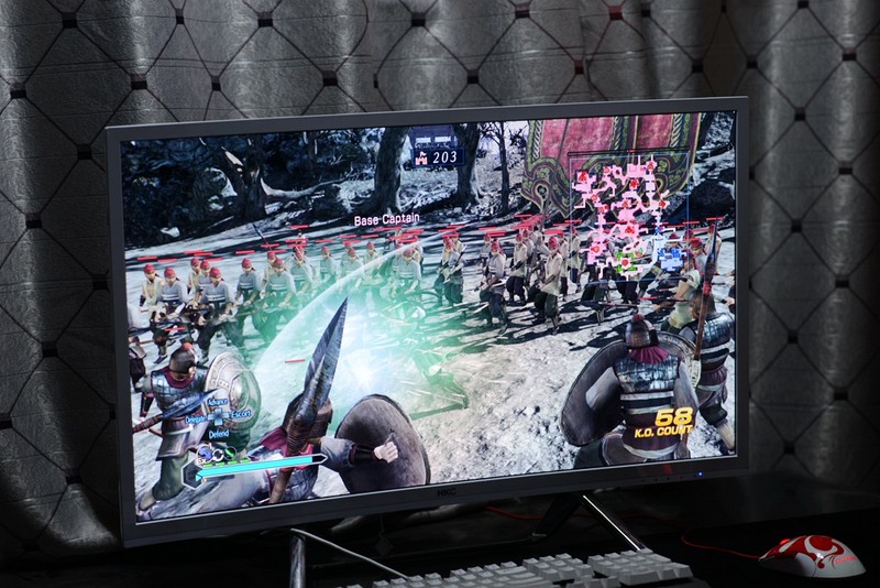 这才是全面屏手机游戏,直屏跟曲面屏游戏体验