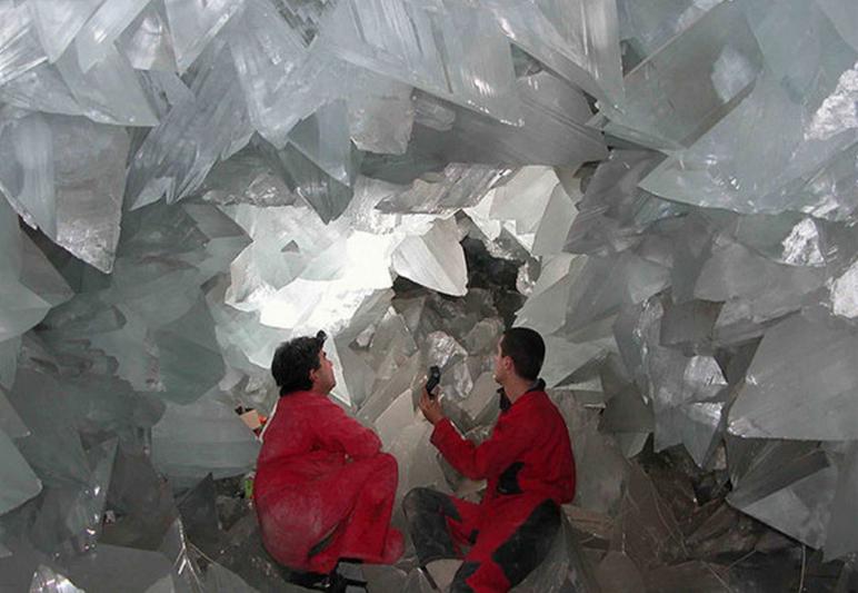 合成水晶好还是天然水晶好,你知道石英聚晶吗