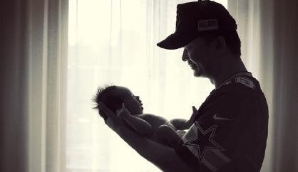 黄海波打好感恩牌，有望复出！涉*赌黄**演员禁演未被列入电影法草案