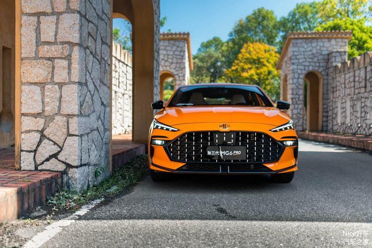 名爵mg6pro试驾,全新名爵mg6手动挡试驾视频