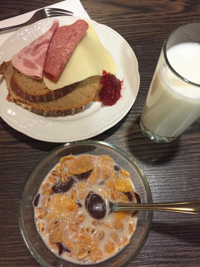 法瑞边境旅游攻略,法瑞意游攻略