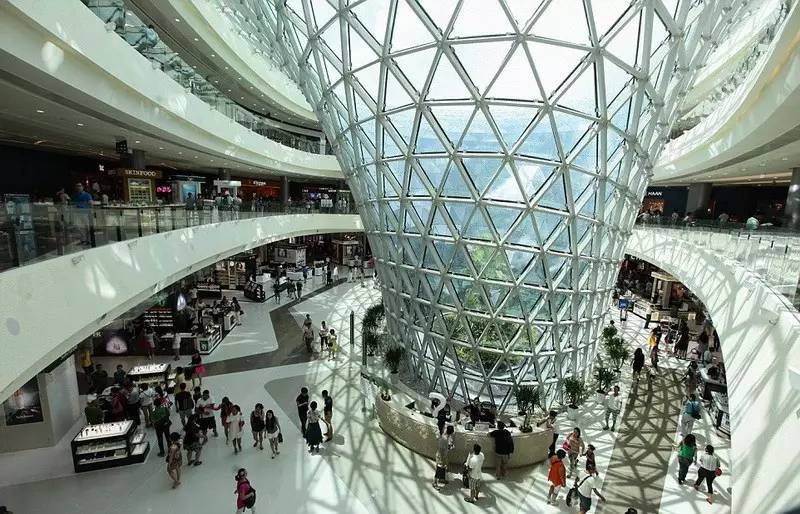 姿势|免税店新建这么多，你们该如何买买买？