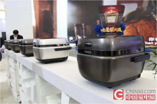 美的智慧厨房系统旗舰,美的智能厨房设计