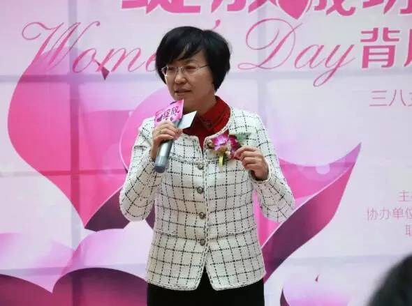 玛丽说既负责赚钱养家,又负责貌美如花,你是要上天吗?