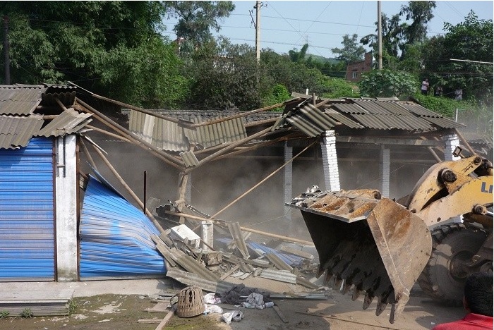 被禁养的养殖户,在禁养区违法养殖要拆吗