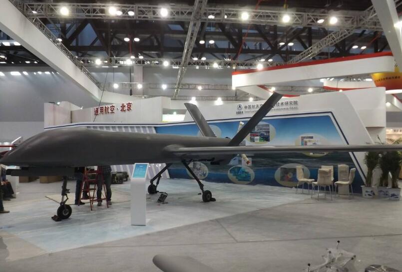 伊拉克军方展示国产无人机,伊拉克彩虹无人机实战视频