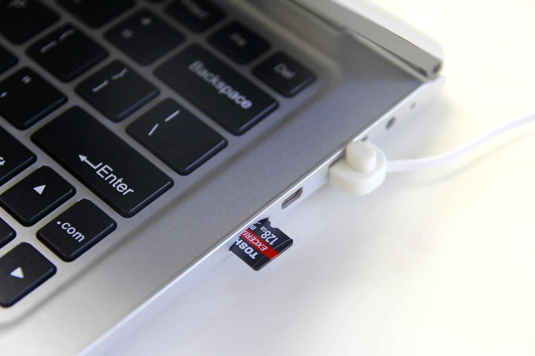 比sd卡快的内存卡,东芝tf卡测评