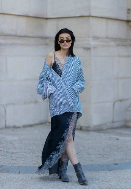 风靡时尚圈的slipdress，普通人应该怎么穿