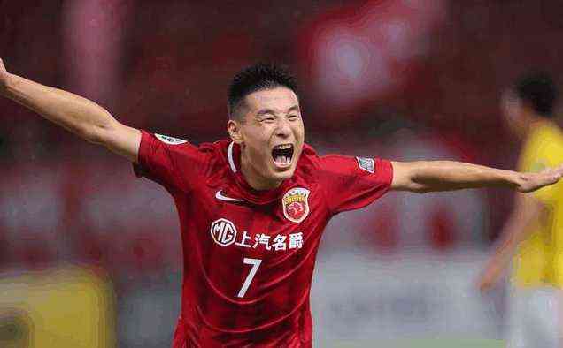 广州恒大击败巴萨,恒大挖地基